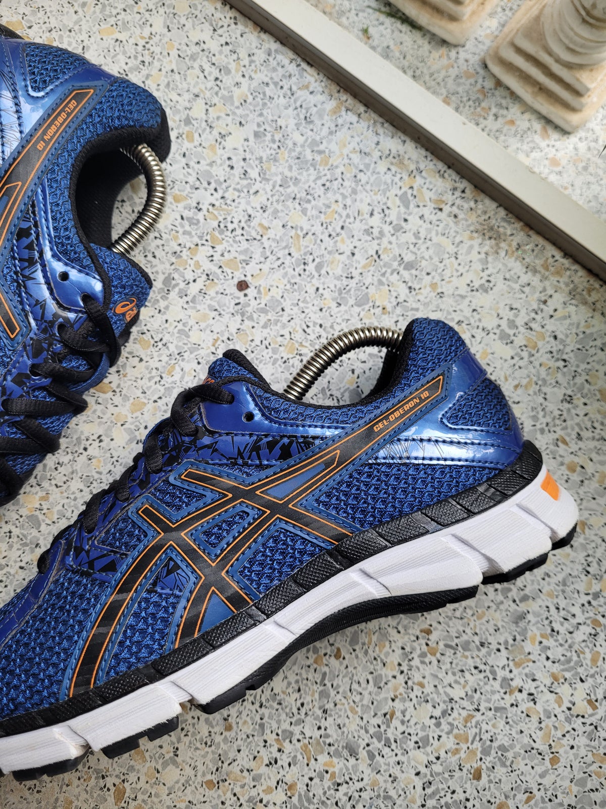 Asics gel oberon sales 10