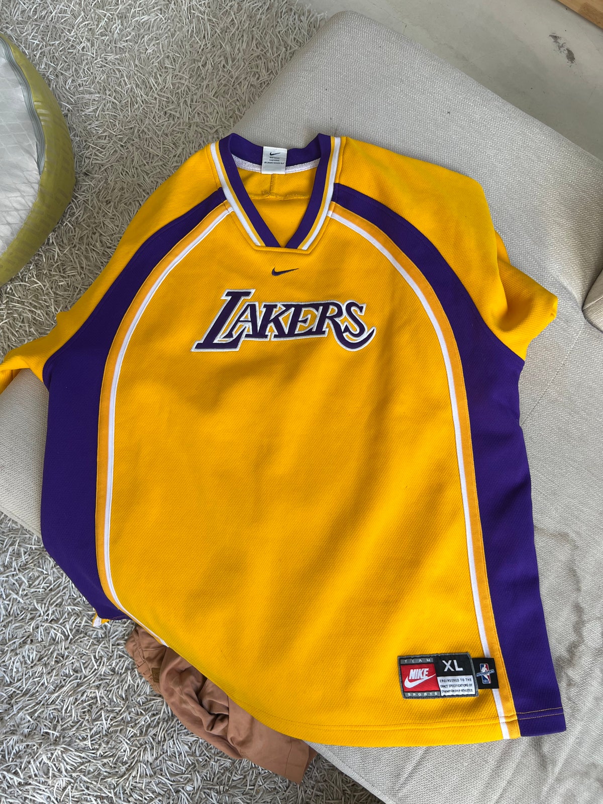 Nike Lakers Warm Up Shooting Shirt by nikenba on DeviantArt