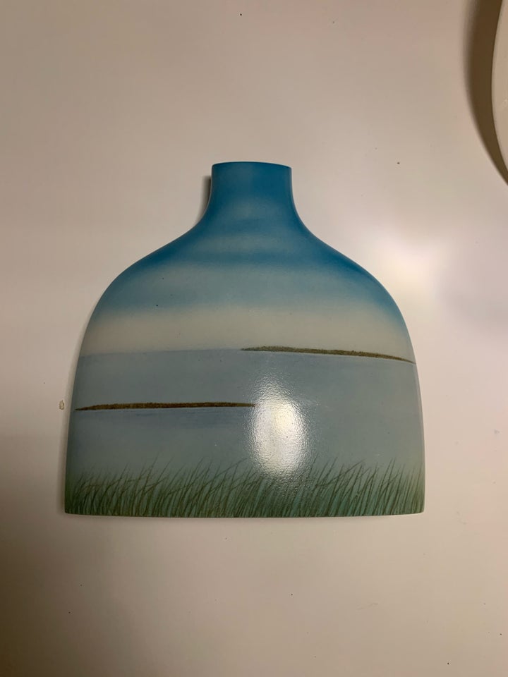 Vase , Pentik novus