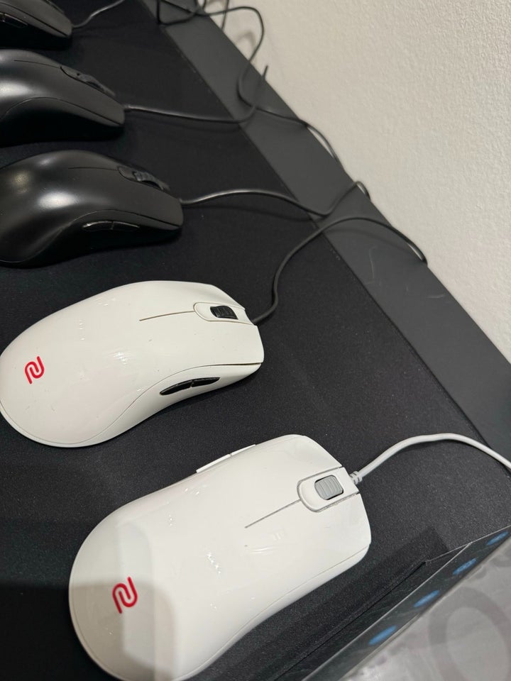 Mus, Zowie BENQ , Logitech