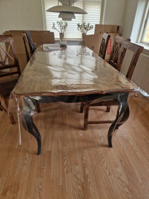 Spisebord, Ilva genbrugstræ, Ilva genbrugstræ, Mega fedt spisebord med 5 (6) stole, ligeledes Ilva g
