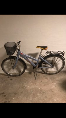 Pigecykel, anden type, Kildemoes, 24 tommer hjul, 3 gear, 24”
3 Gear.
Pæn brugt kvalitets pigecykel.