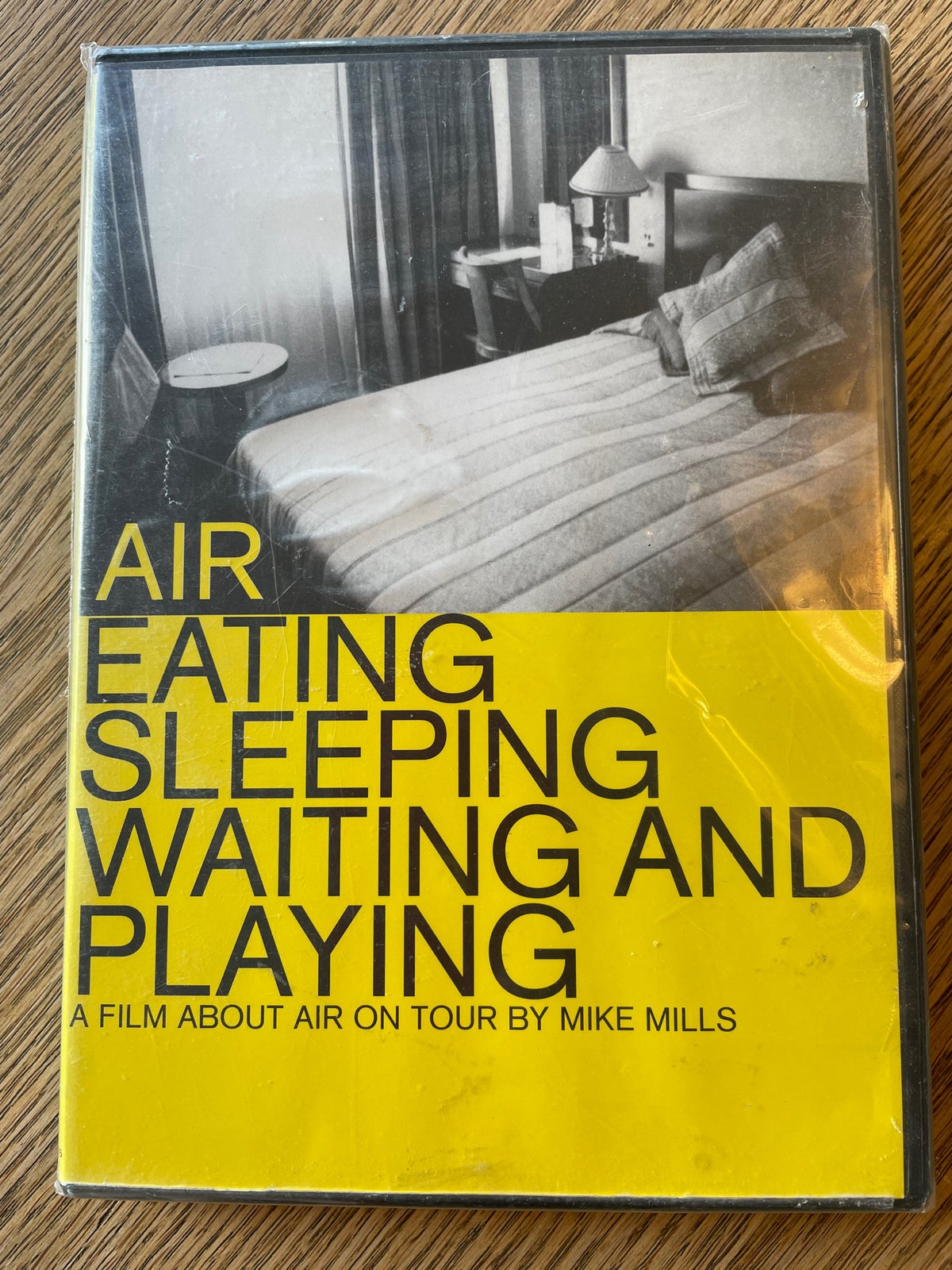 Air: Eating, Sleeping, Waiting and Playing (NY!) – dba.dk – Køb og