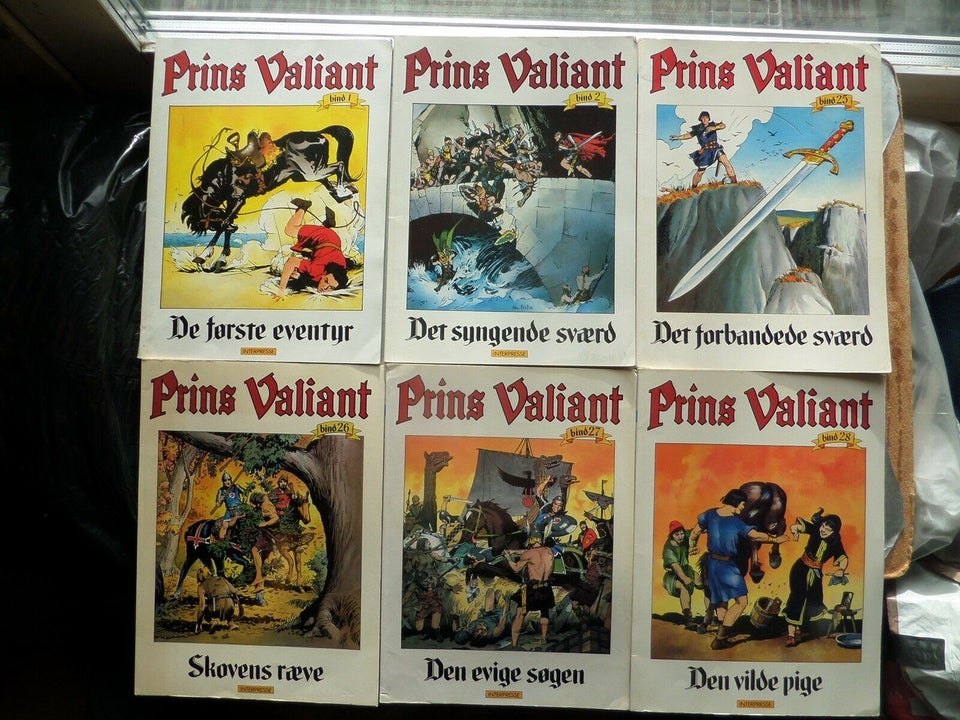 PRINS VALIANT, STORT FORMAT, FOSTER