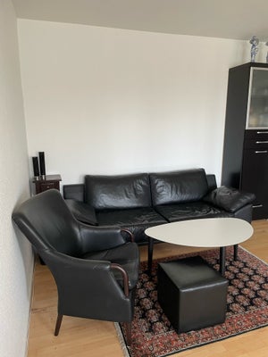 Sofa, læder, 3 pers. , BoConcept, Meget velholdt sofa. 
Stol, puf og bord sælges gerne med. Spørg fo