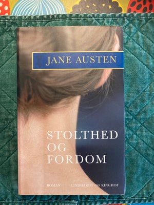 Stolthed og fordom, Jane Austen, genre: roman, En af verdenshistoriens store kærlighedsromaner beskr