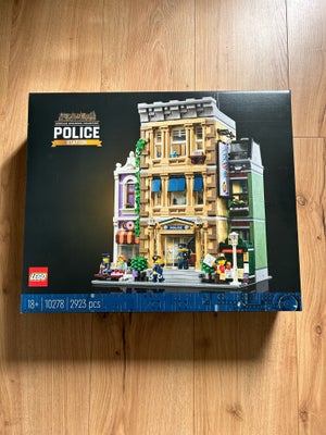 Lego Creator, 10278, Uåbnet Police Station. Æsken er i flot stand.