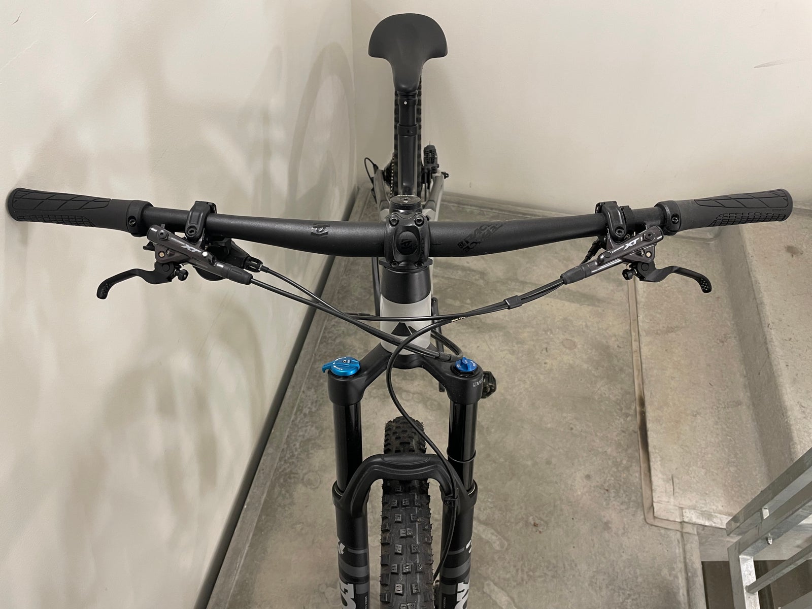 Canyon Neuron CF 9.0, full suspension, M tommer
