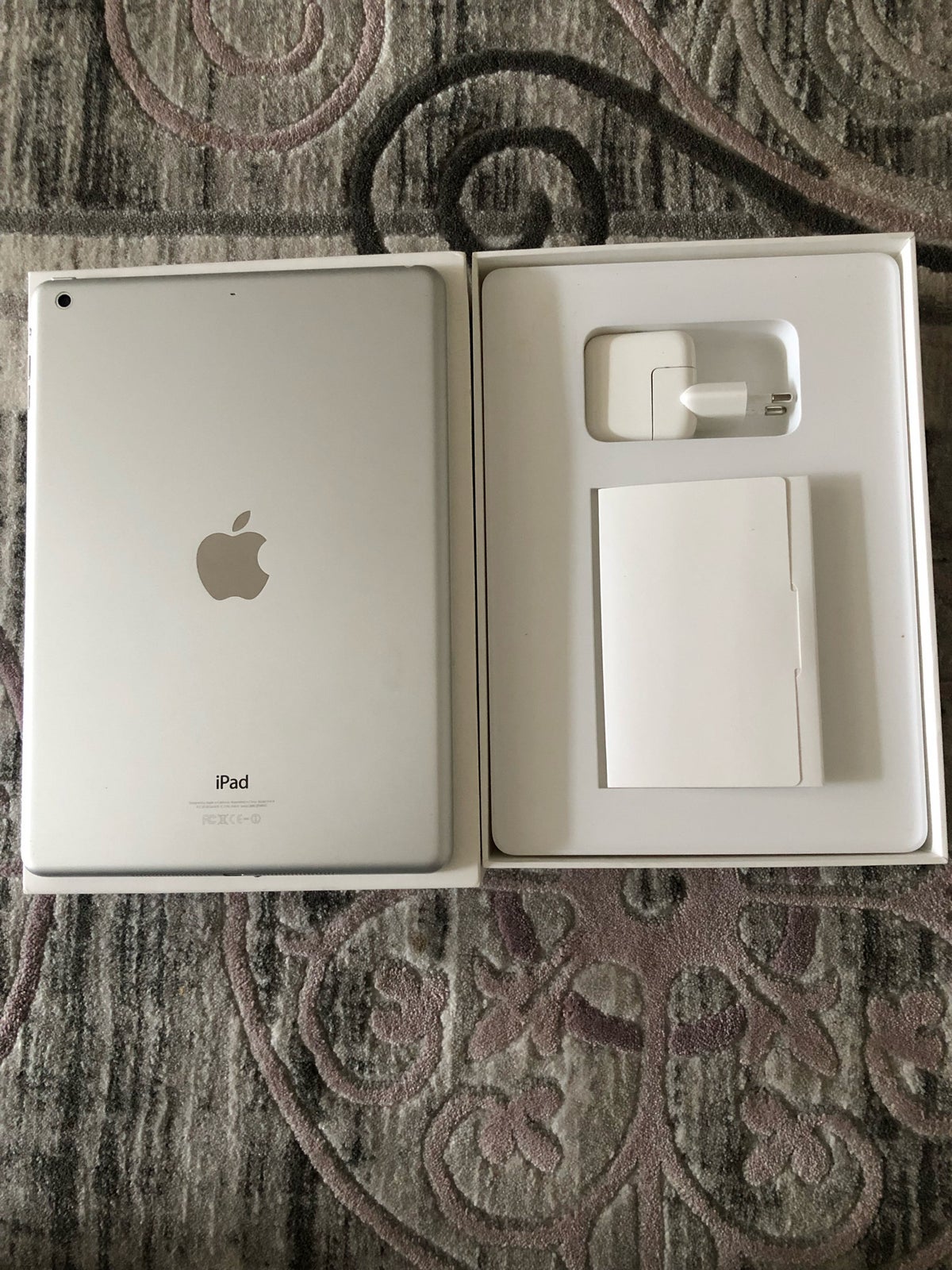 iPad 7, 32 GB, hvid
