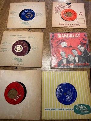 Grammofonplader, Ca 60 stk single vinyl grammofonplader fra 1950` erne. Forskellig musikgenre. Sælge