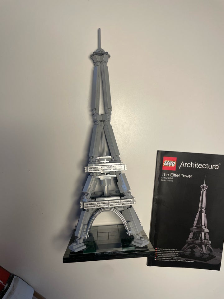 Lego Architecture, The Eiffel tower