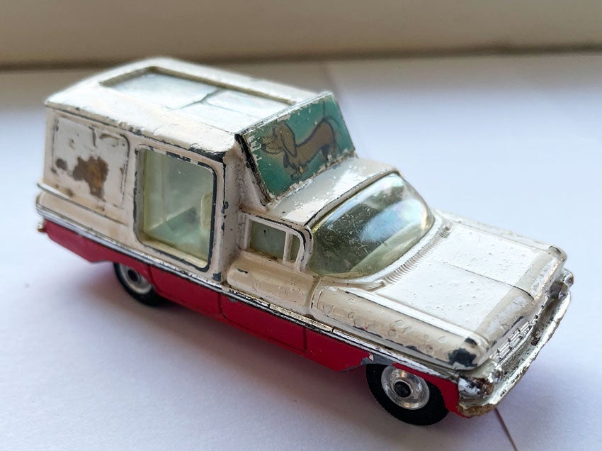 Modelbil Corgi Toys Chevrolet Impala Kennel Club Van skala 1 43 dba Kob og Salg af Nyt og Brugt