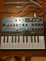 Synthesizer, Arturia . Micro Freak