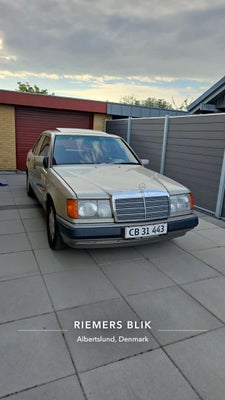 Mercedes 230 E, 2,3 aut., Benzin, 1990, km 305000, 4-dørs, Mercedes W124 E230 – 1990 – Veteran næste