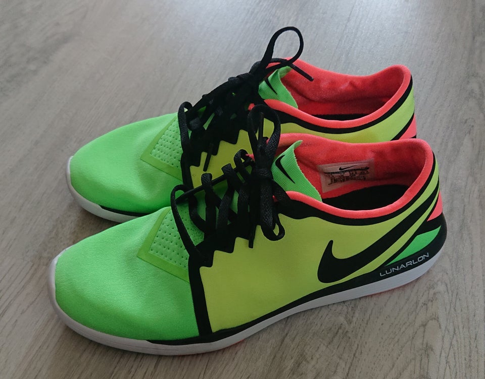 Kondisko, str. 38,5, Nike