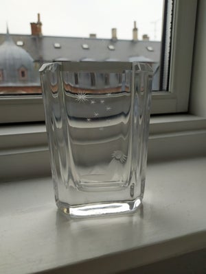 Glas, Vase, 14 cm høj. Meget lille afslag, se billede
