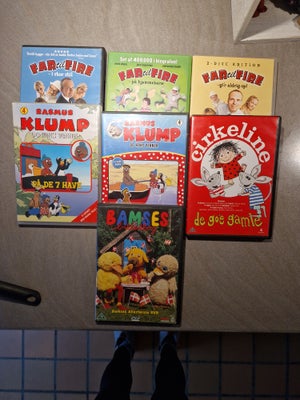 DVD, familiefilm, 7 stk Børne Dvd'er.  8 discs.
Sælges billigt , pga en del overfladeridser. 

Samle