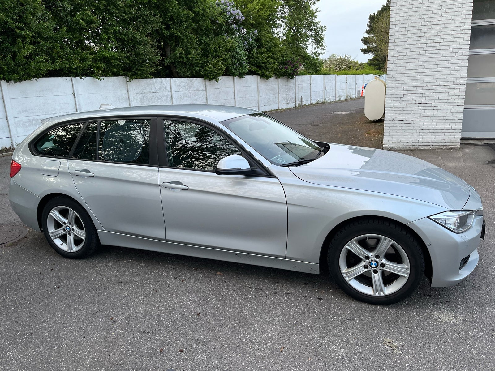 BMW 320d, 2,0 Touring aut., Diesel