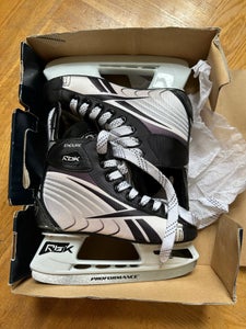 Find Reebok Ishockeyskøjter DBA køb og af nyt brugt