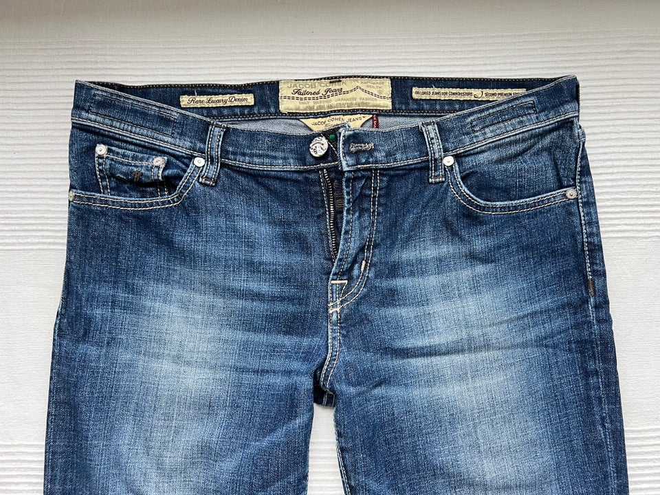 Jeans, Jacob Cohën, str. 33