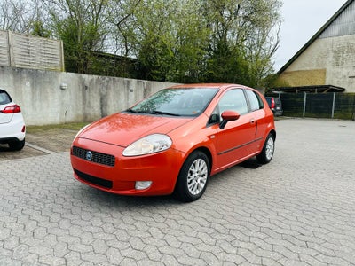 Fiat Punto, 1,4 Active, Benzin, 2006, km 205000, orange, nysynet, 3-dørs, ?Her udbydes et fint stykk