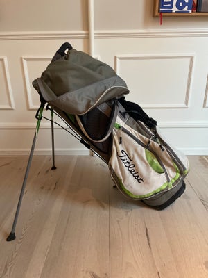 Find Taylormade Golf Bag på DBA - køb og salg af nyt og brugt