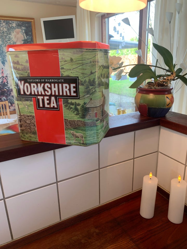 Stor flot blik dåse / tedåse, Yorkshire tea