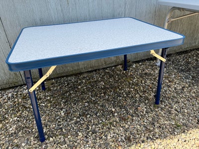 Campingbord, Lille bord i blå/grå i fin stand.

Mål bordplade: 80x60 cm.