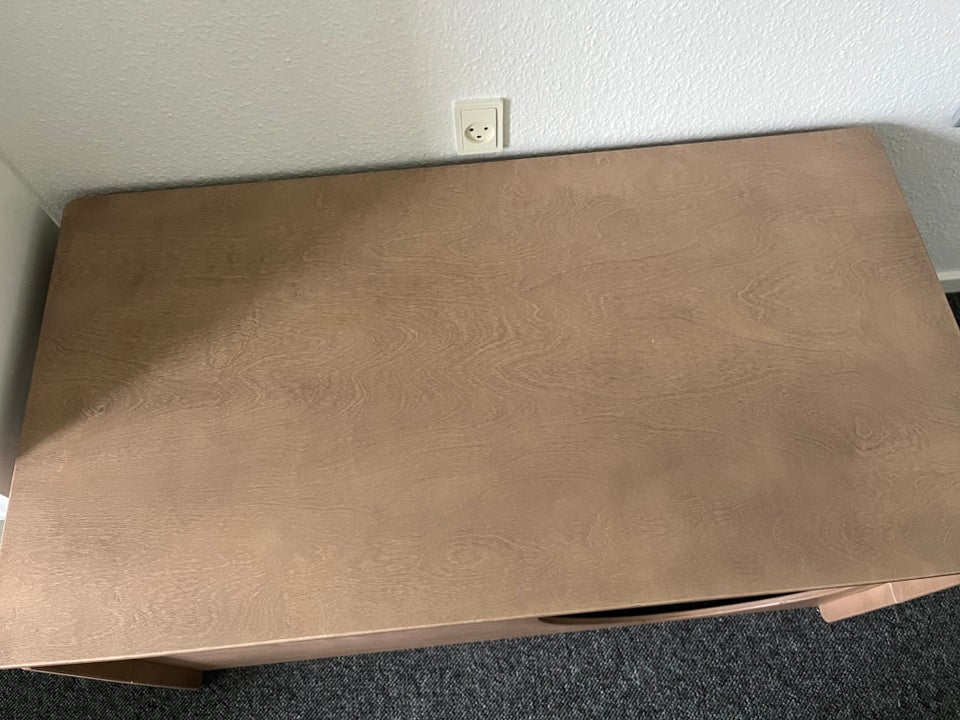 Andet legetøj, Play Table XL, Legeskum