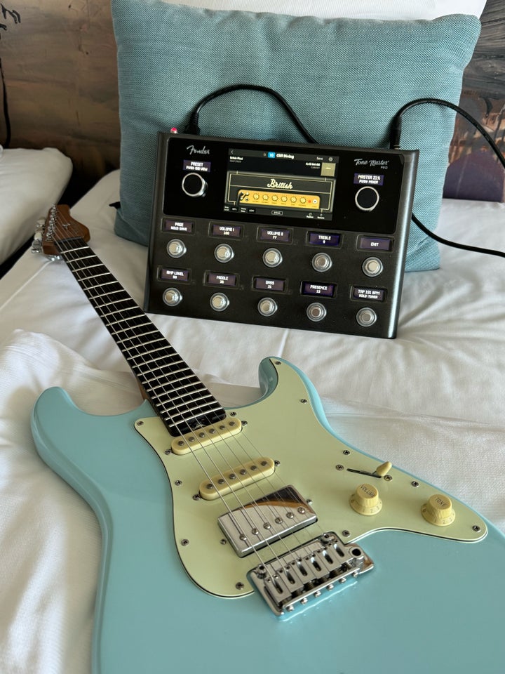 Fender tone master pro