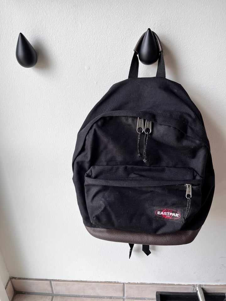 Skoletaske, Eastpak, b: 30 h: 40