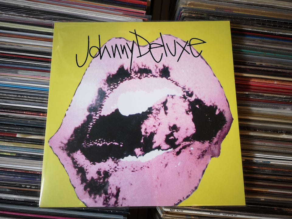 LP, Johnny Deluxe