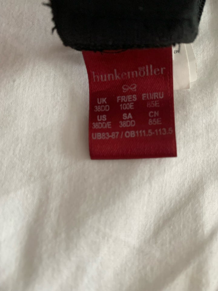 BH, Hunkemöller, str. 85E