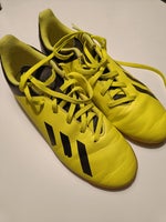 Indendørs sko, Fodboldsko, Adidas