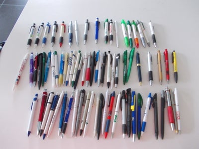 Kuglepenne, Reklame kuglepenne, 1 lot reklame kugle penne

sælges kun samlet

se billeder