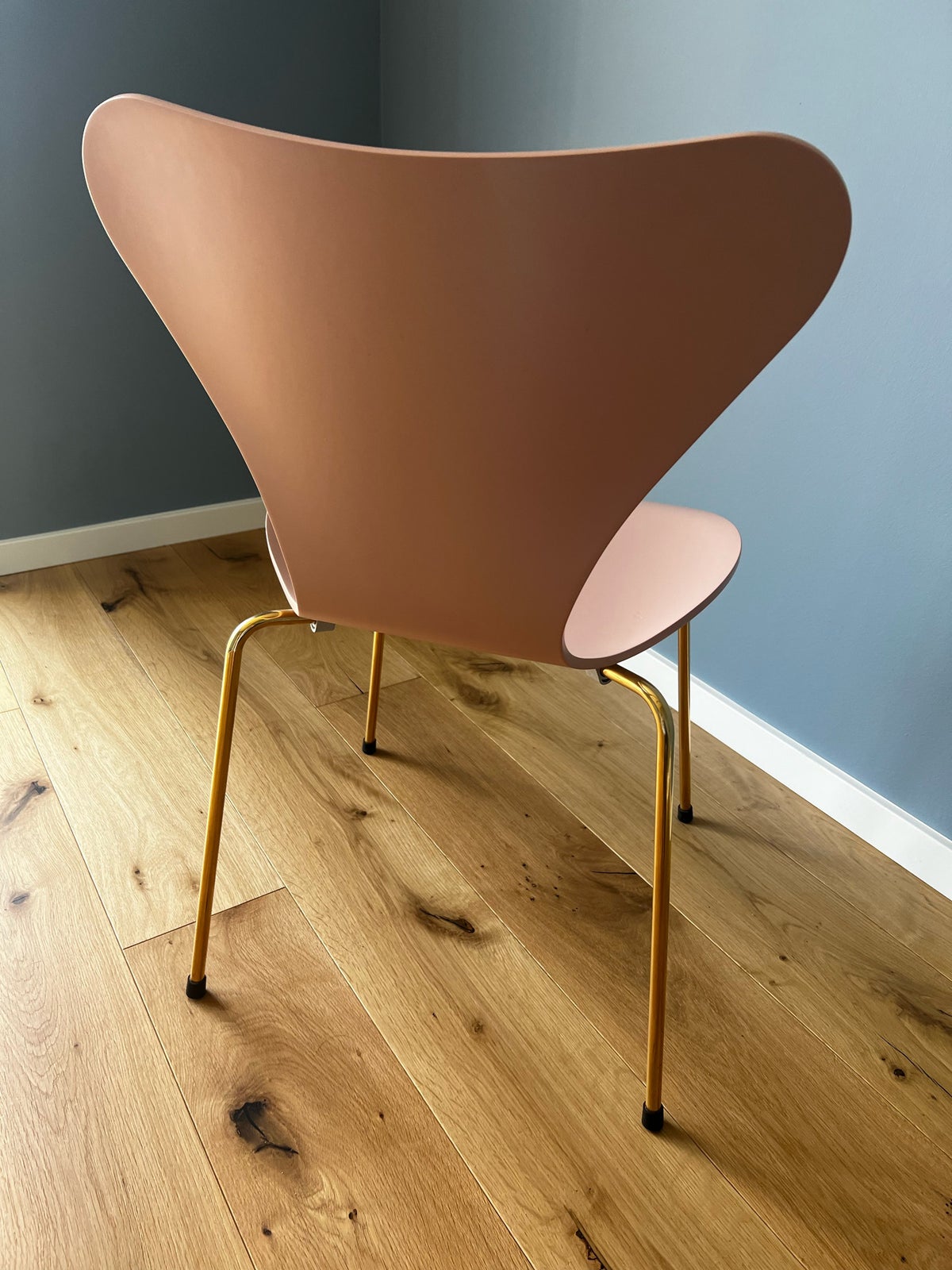 Spisebordsstol, Arne Jacobsen 7’er