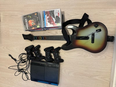 Playstation 3, Med 4 controllere, ledninger, spillene der er taget billede af, guitar til guitar her