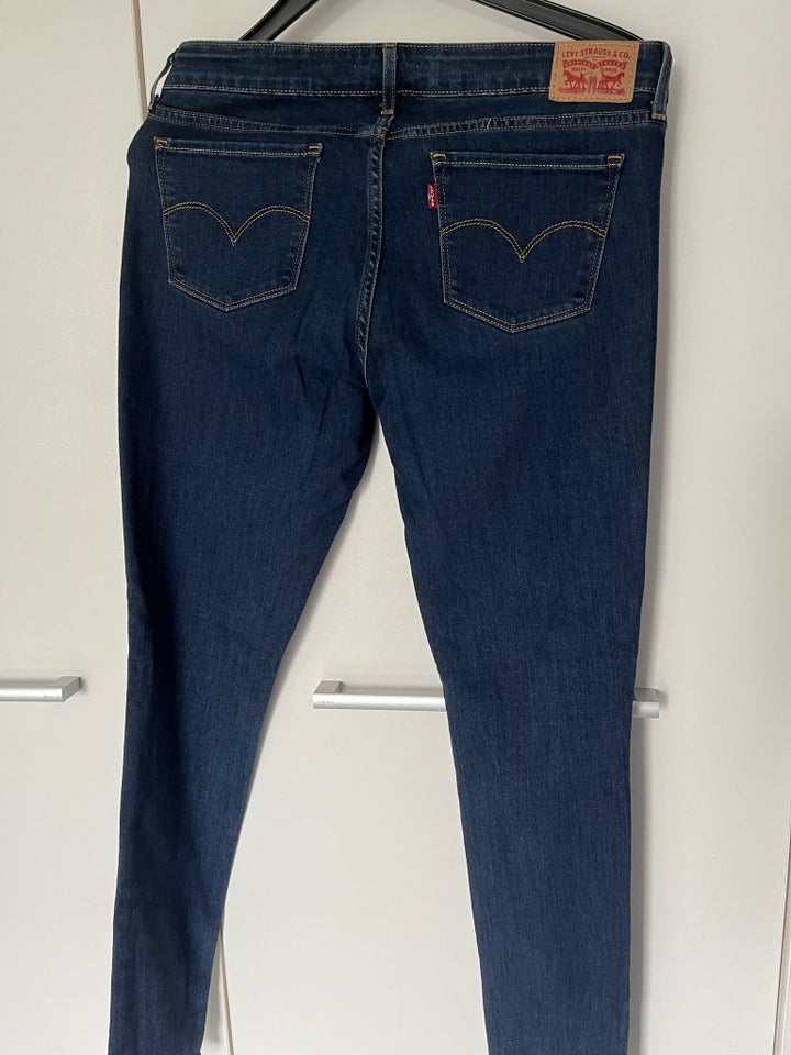 Jeans, Levi Strauss , str. 31