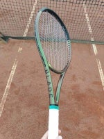 Tennisketsjer, Wilson Blade 100 V8