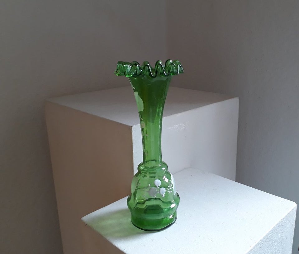 Grønt Glasvase, Vase, Mundblæst