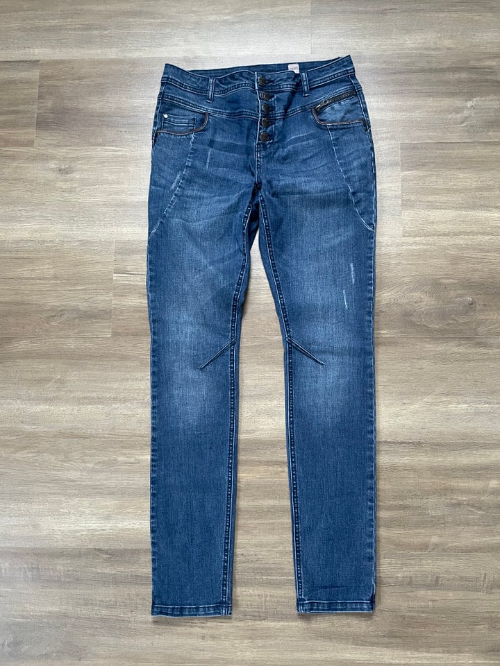 Jeans, Culture, str. 30