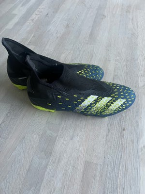 Fodboldstøvler, Adidas, str. 44, adidas Predator 20+ FG/AG Mutator
Predator 20 gør livet uretfærdigt