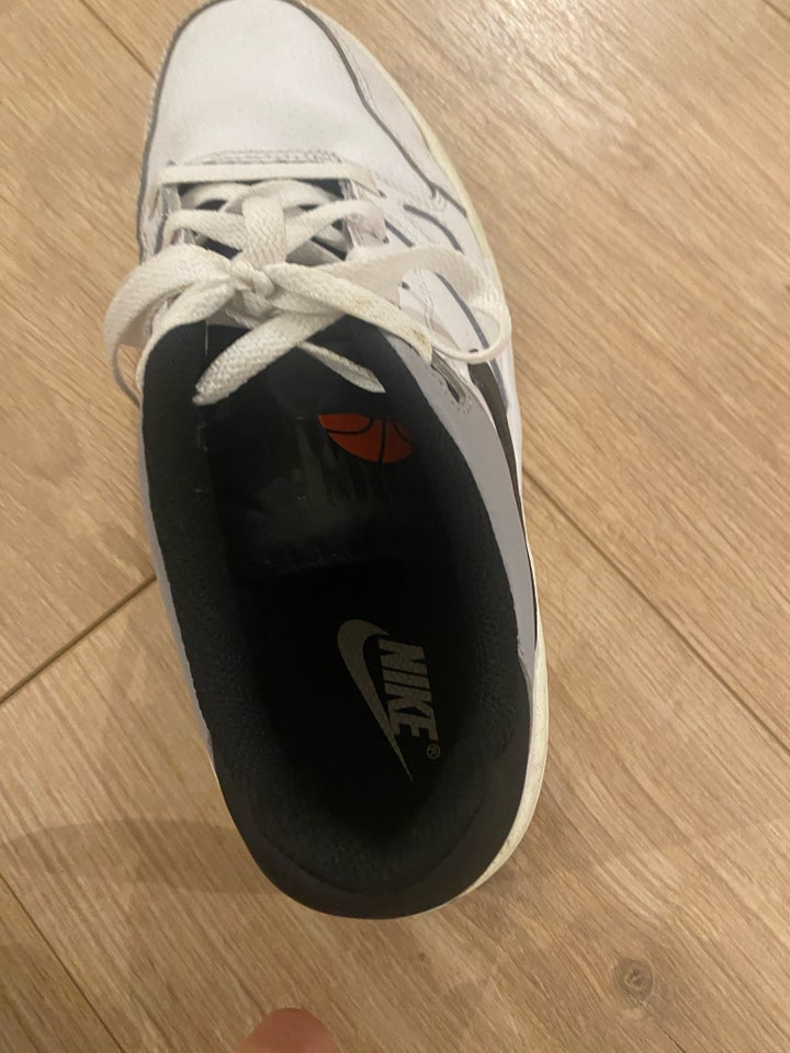 Sneakers, Nike, str. 40