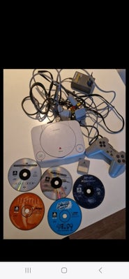 Playstation 1, God, Playstation 1 med kabler, controller og memory card. 5 spil medfører