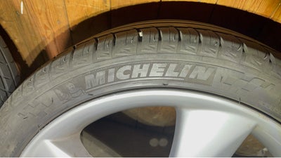 Alufælge, 17", andet mærke, 215 / 40 / R17, sommerdæk, Michelin, 95% mønster, fælge med dæk, Alufælg