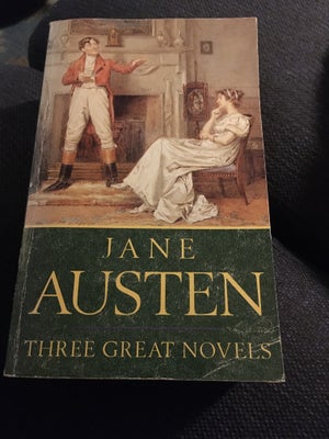 Three Great Novels, Jane Austen, genre: roman, De tre store Austen-romaner i en mamut-paperback 

Se