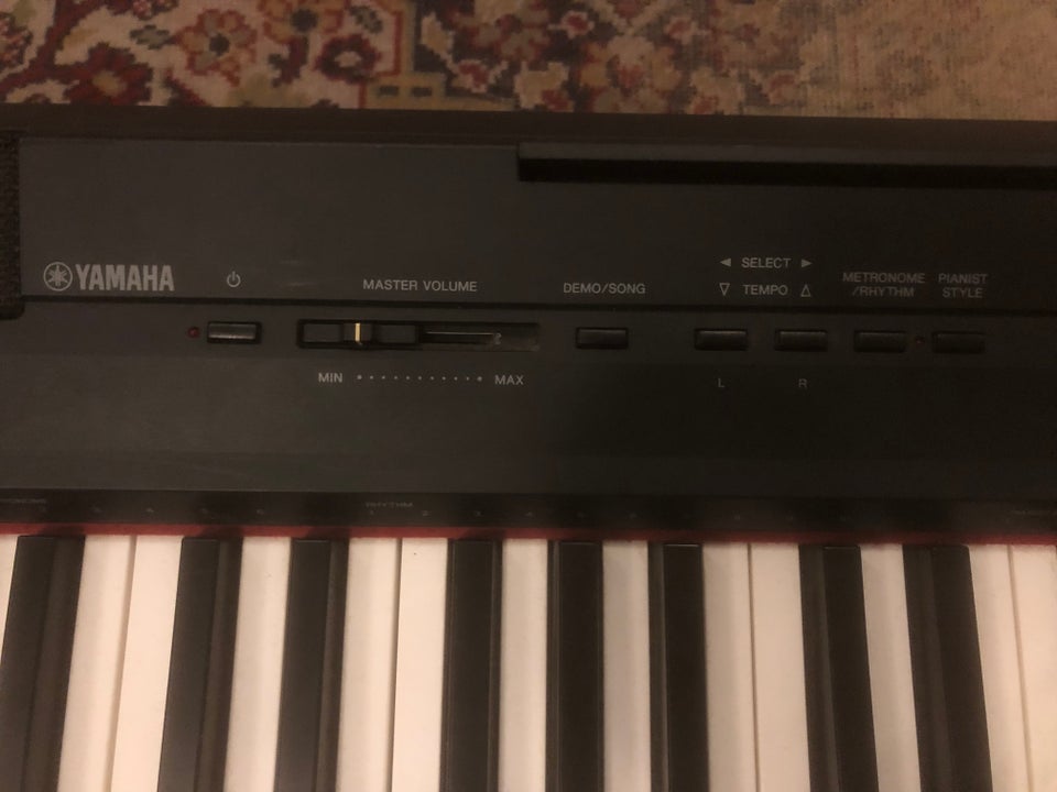 Digitalpiano, Yamaha P-105