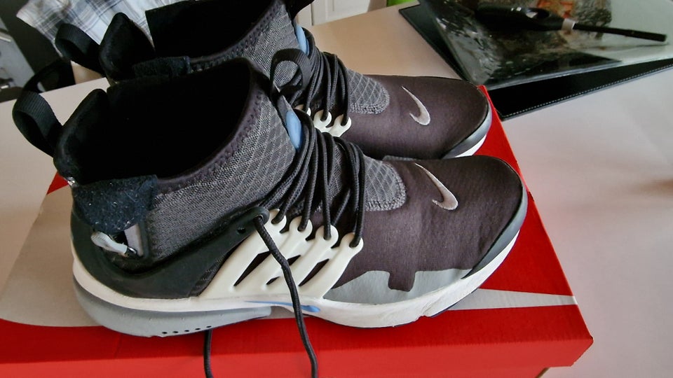 Sneakers, Nike Air Presto mid, str. 42,5