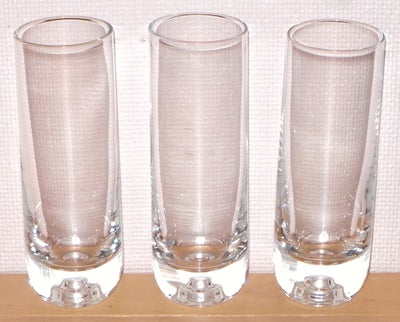 Glas, Svensk vase, SEDA, SWEDEN, 3 klare glasvaser af mærket Seda - fra Sverige.

De svenske vaser i