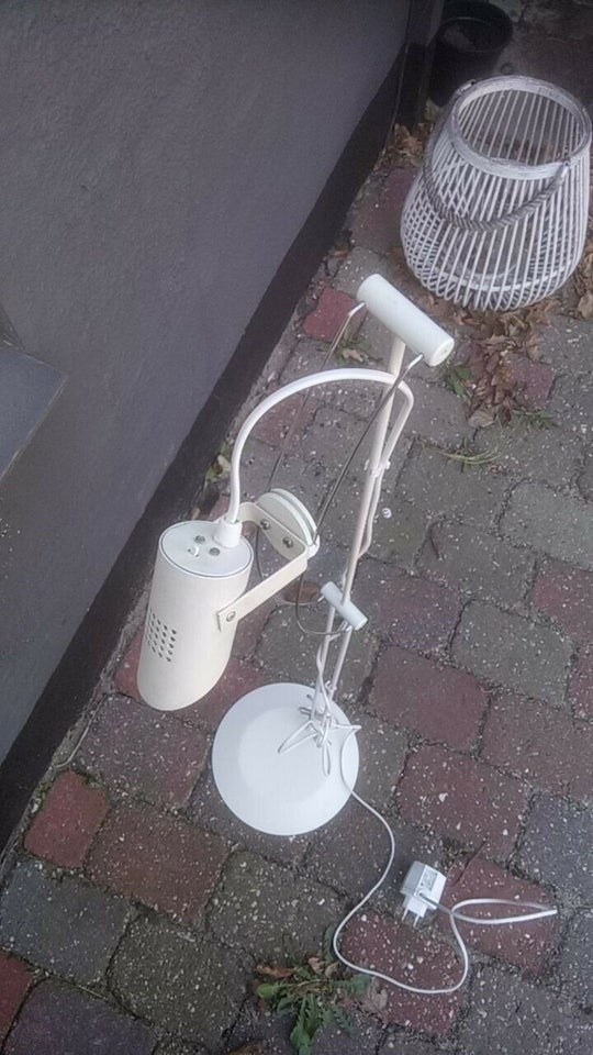 Standerlampe